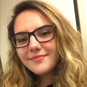 Meet your Posher, Erynne